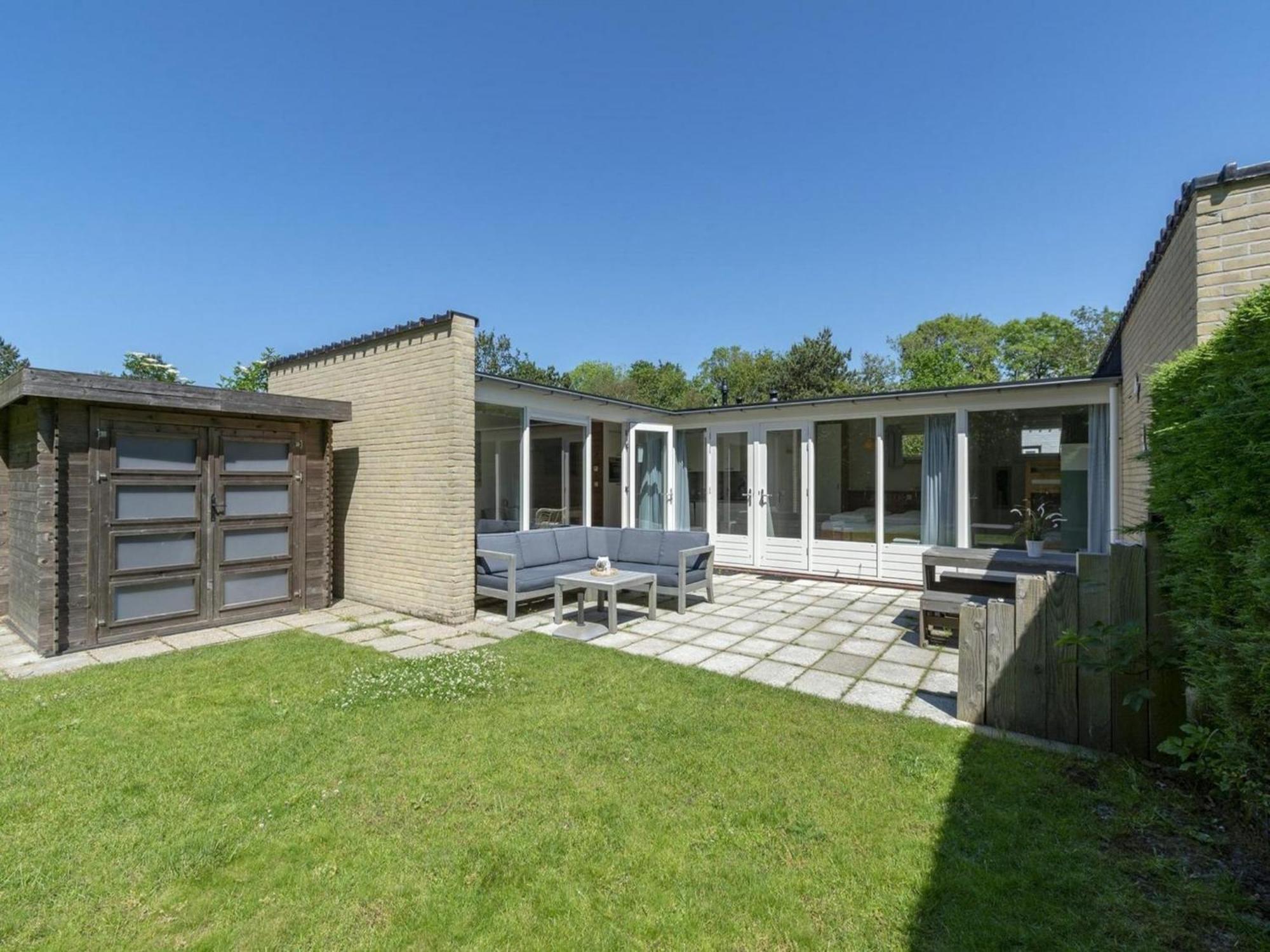 Cozy Bunglow With Garden Sint Maartensvlotbrug Exterior foto